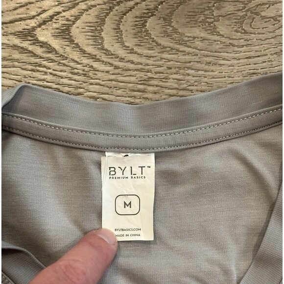 BYLT Premium Basics T- Shirt Short Sleeve V-Neck Mens Medium Gray Athletic - Picture 3 of 7